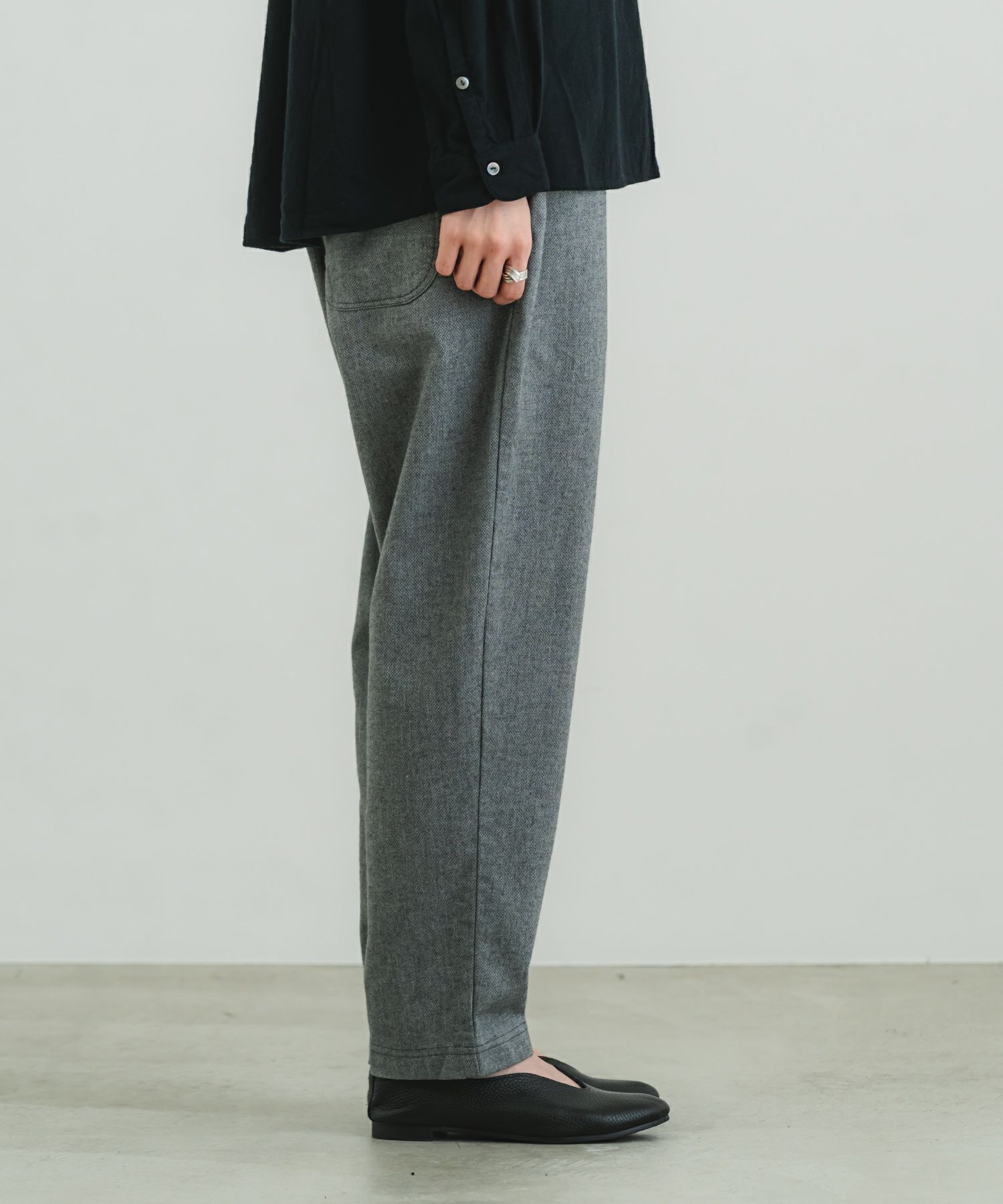 ソフトサーモストレッチサルエルパンツ | quadro (クオドロ) 公式  