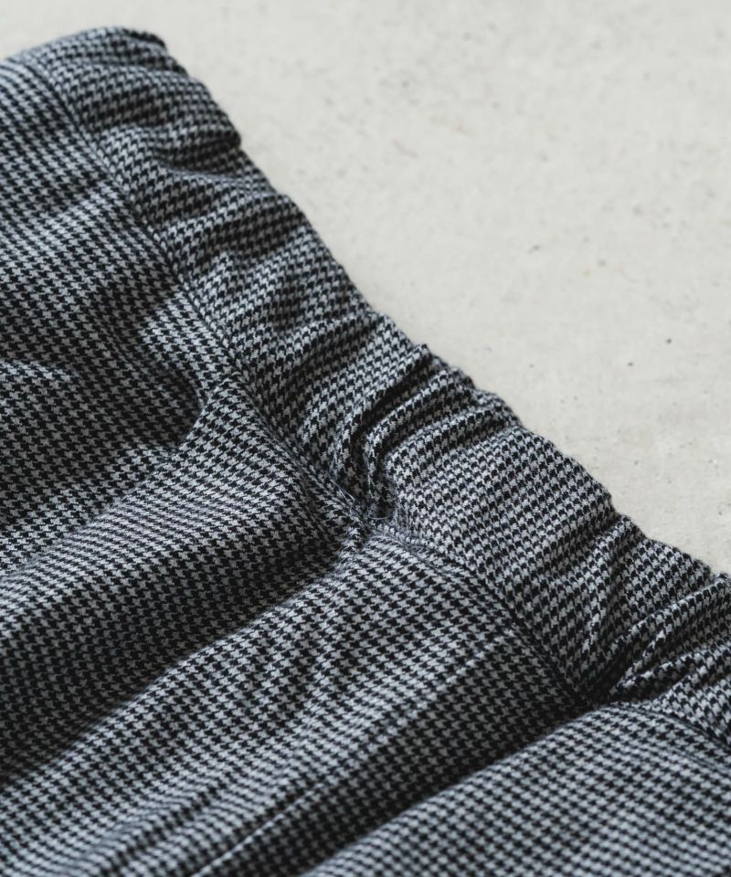 ソフトサーモストレッチタックパンツ | quadro (クオドロ) 公式サイト