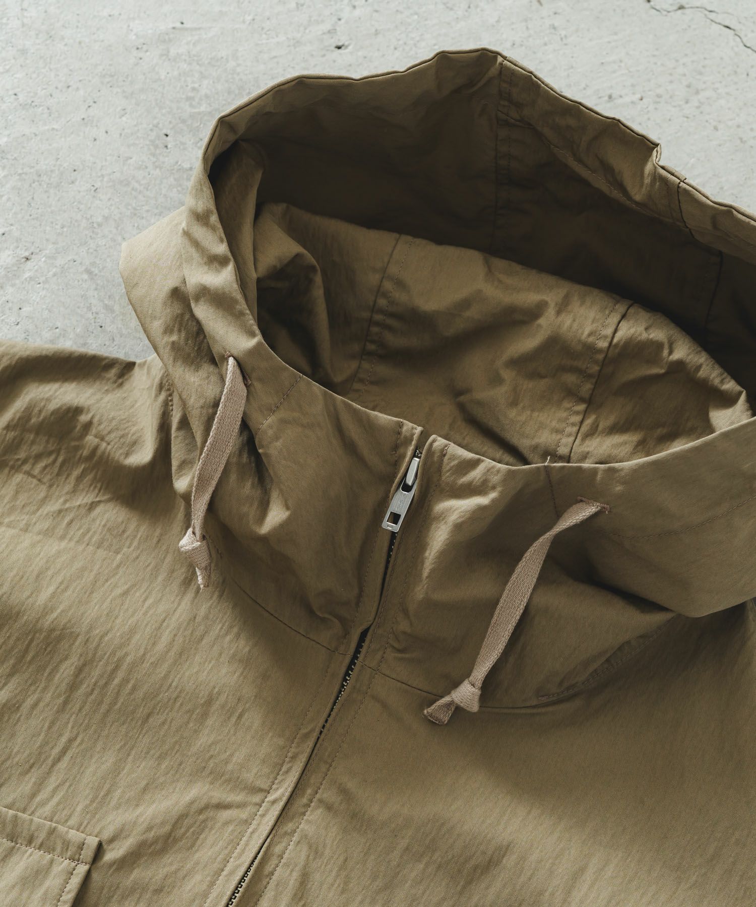 C/Nウェザークロスフードジャケット【MEN】 | quadro (クオドロ) 公式