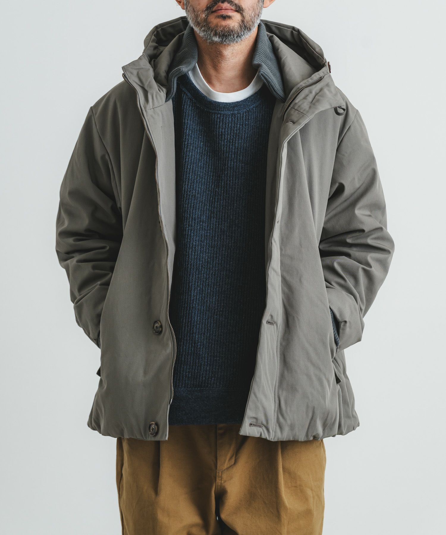 グレー コットン ジャンパー コットン/ポリエステル強撚ツイル中綿パーカーブルゾン | quadro